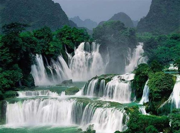 江西銅鼓?湯里溫泉、天柱峰、秋收起義紀念館2日游