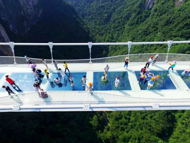 E1線：玻璃橋、袁家界、天子山、金鞭溪、天門山、夯吾苗寨、鳳凰古城湘西“精華之旅”品質(zhì)純玩4晚5日游