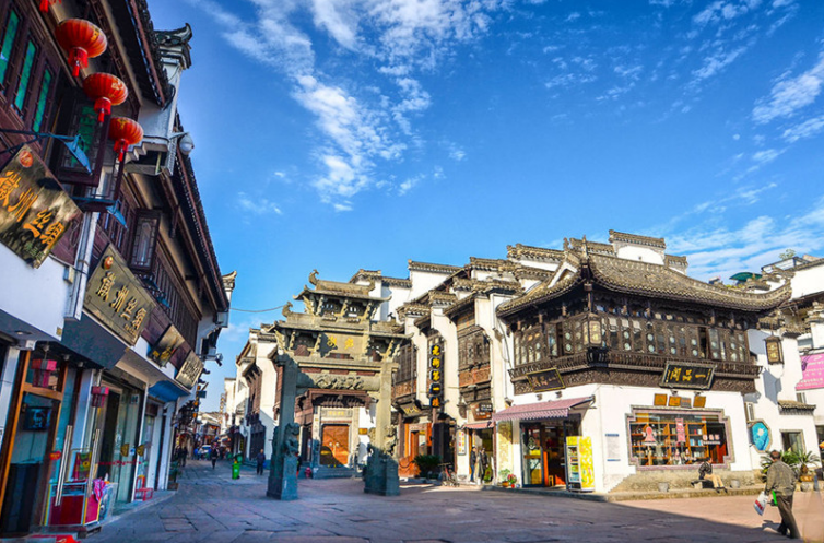 黃山、秀水千島湖、水墨宏村、西遞徽州古城高鐵純玩5日游