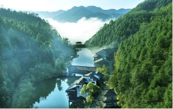 梅山文化園、青云洞、云臺山2日