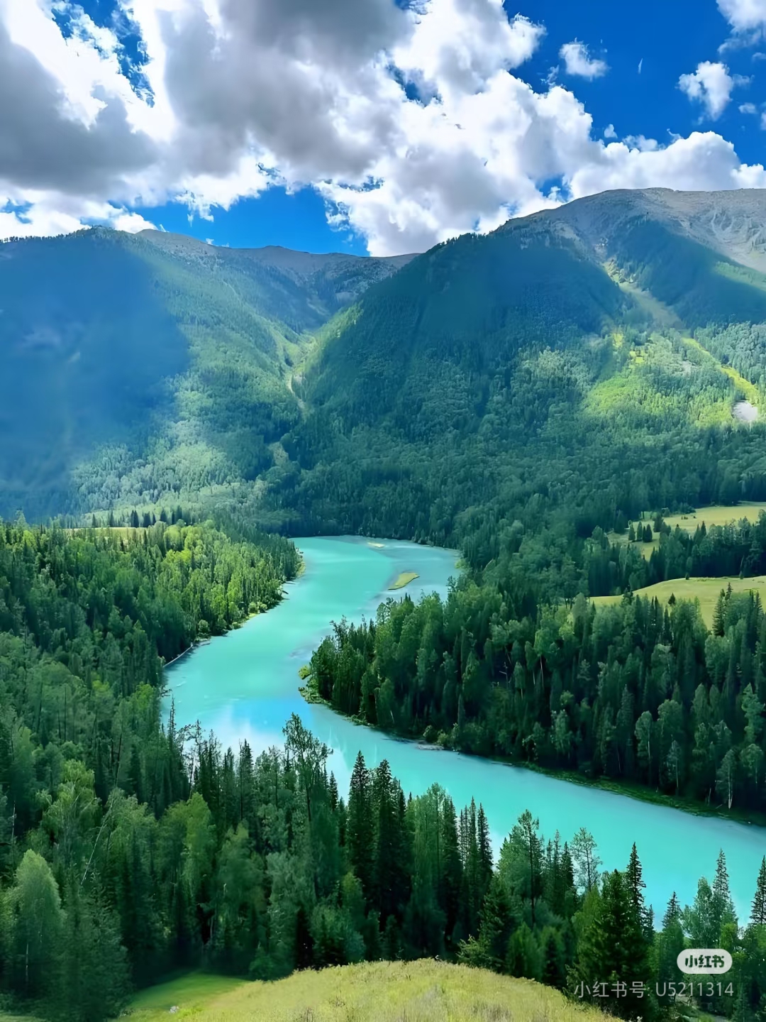 【新疆】天山天池、沙漠公路、五彩灘、喀納斯、禾木村賽里木湖、獨庫0公里、獨山子大峽谷、火焰山 雙飛8日游